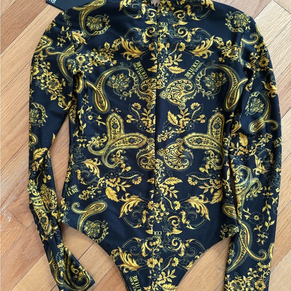 Versace Jeans Couture Set - Picture 2 of 8